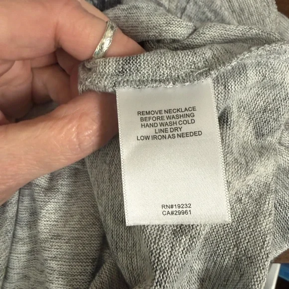 Alfred Dunner Gray Floral 2pc Cardigan Tank Set L Stretch - Picture 7 of 8